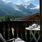 Le Chamouny- Family - - Quiet - Hikeing & Rock Climbing Close By 샤모니