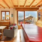 Le Chamouny- Family - - Quiet - Hikeing & Rock Climbing Close By