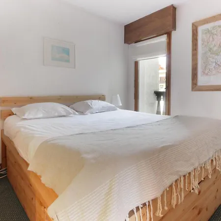 Le Chamouny- Family - - Quiet - Hikeing & Rock Climbing Close By * Chamonix