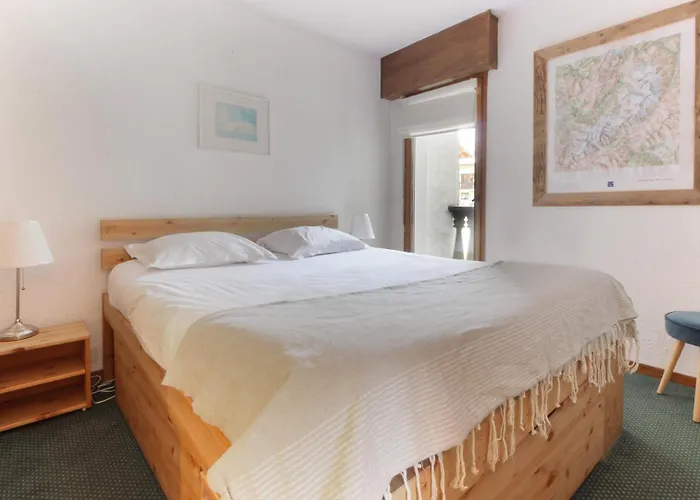 Le Chamouny- Family - - Quiet - Hikeing & Rock Climbing Close By * شامونكس